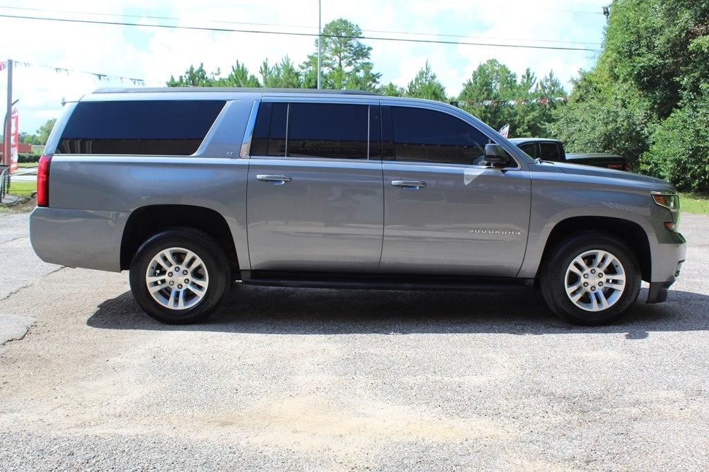 Chevrolet Suburban 2WD 4dr LT 2020