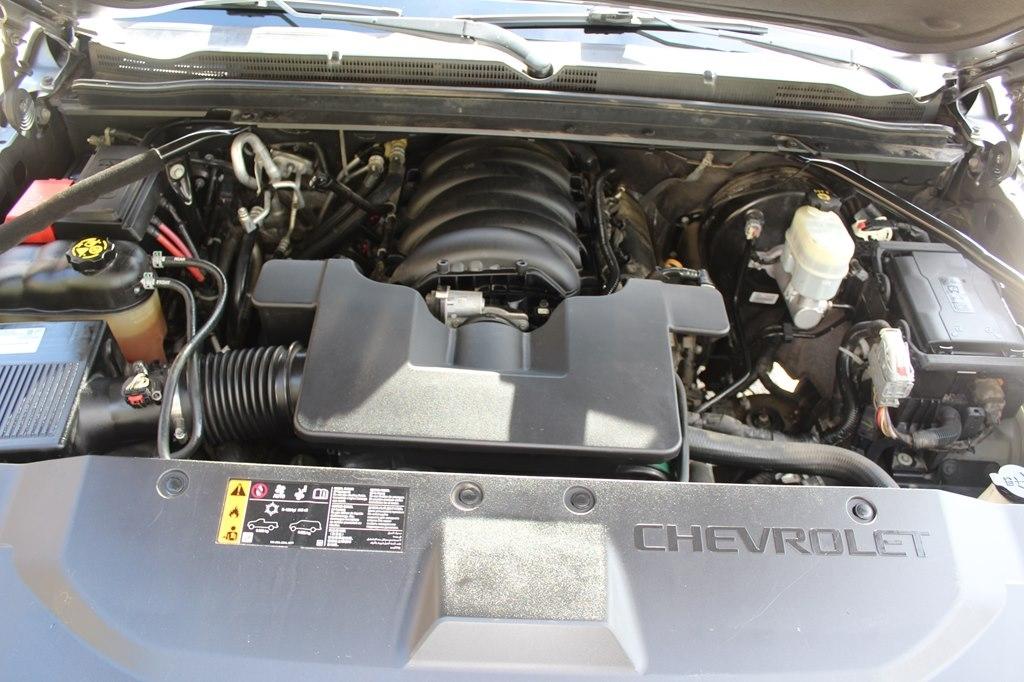 Chevrolet Suburban 2WD 4dr LT 2020