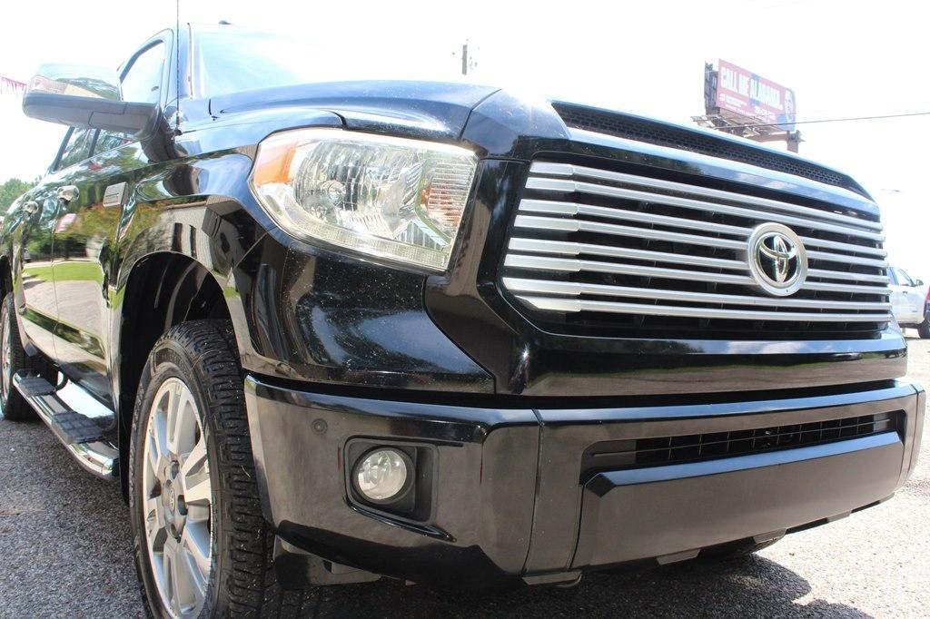 Toyota Tundra 4WD 1794 Edition CrewMax 5.5' Bed 5.7L FFV (Natl) 2017