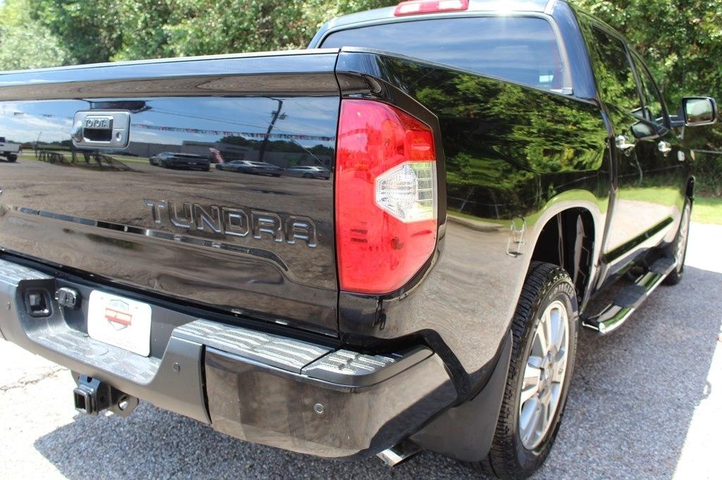 Toyota Tundra 4WD 1794 Edition CrewMax 5.5' Bed 5.7L FFV (Natl) 2017