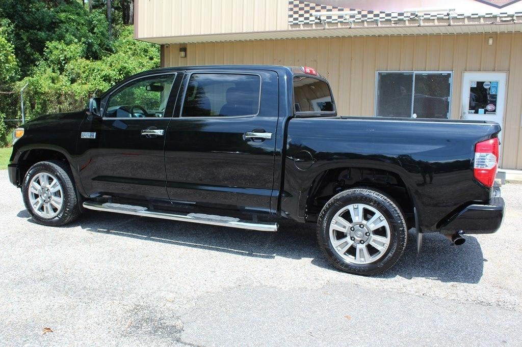 Toyota Tundra 4WD 1794 Edition CrewMax 5.5' Bed 5.7L FFV (Natl) 2017