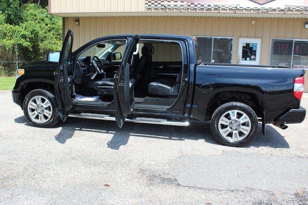 Toyota Tundra 4WD 1794 Edition CrewMax 5.5' Bed 5.7L FFV (Natl) 2017