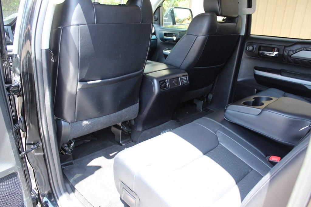 Toyota Tundra 4WD 1794 Edition CrewMax 5.5' Bed 5.7L FFV (Natl) 2017