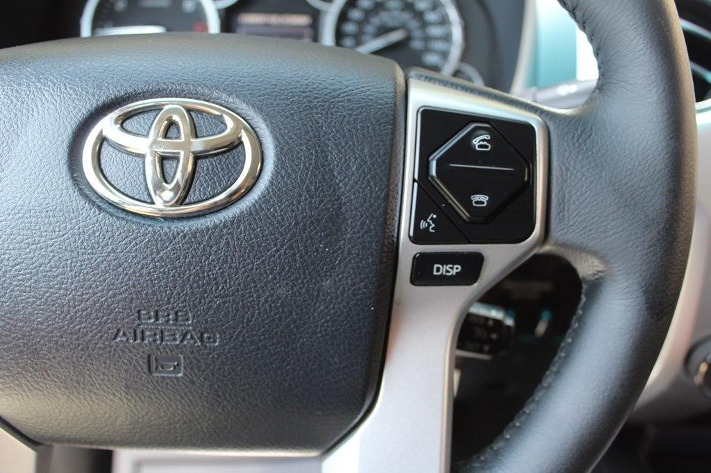 Toyota Tundra 4WD 1794 Edition CrewMax 5.5' Bed 5.7L FFV (Natl) 2017