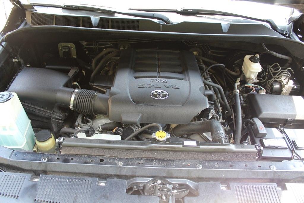 Toyota Tundra 4WD 1794 Edition CrewMax 5.5' Bed 5.7L FFV (Natl) 2017
