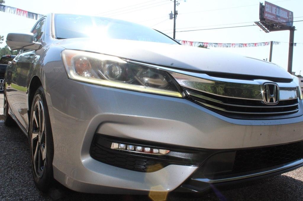 Honda Accord Sedan EX-L CVT w/Navi & Honda Sensing 2017