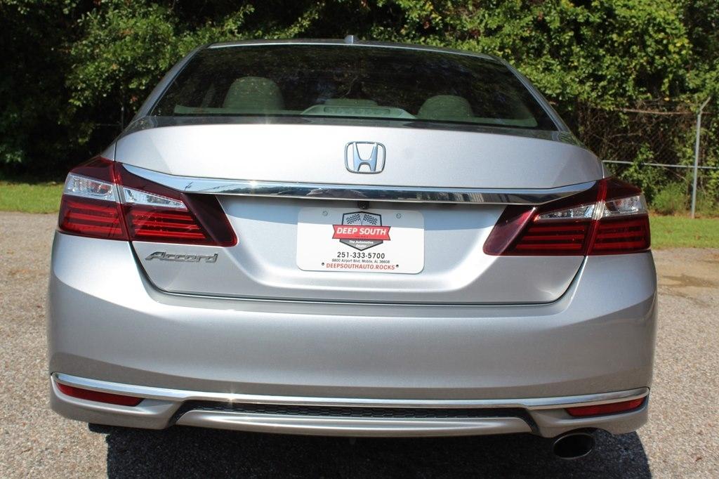 Honda Accord Sedan EX-L CVT w/Navi & Honda Sensing 2017