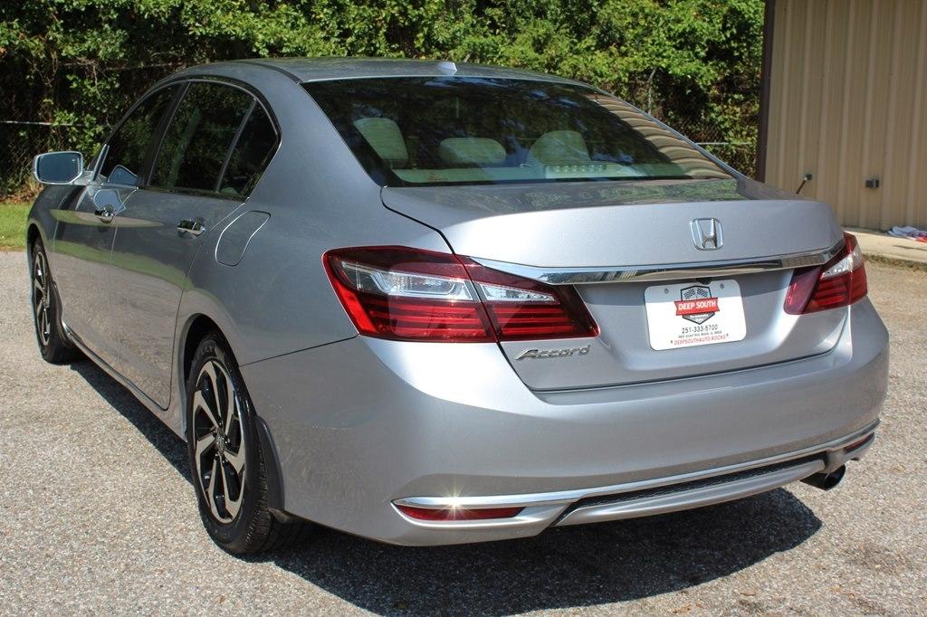 Honda Accord Sedan EX-L CVT w/Navi & Honda Sensing 2017