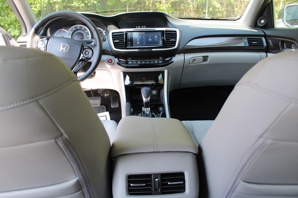 Honda Accord Sedan EX-L CVT w/Navi & Honda Sensing 2017