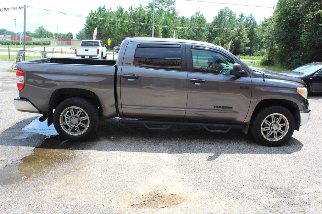 Toyota Tundra 4WD TRD Pro CrewMax 5.5' Bed 5.7L FFV (Natl) 2017