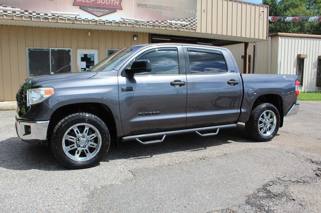 Toyota Tundra 4WD TRD Pro CrewMax 5.5' Bed 5.7L FFV (Natl) 2017
