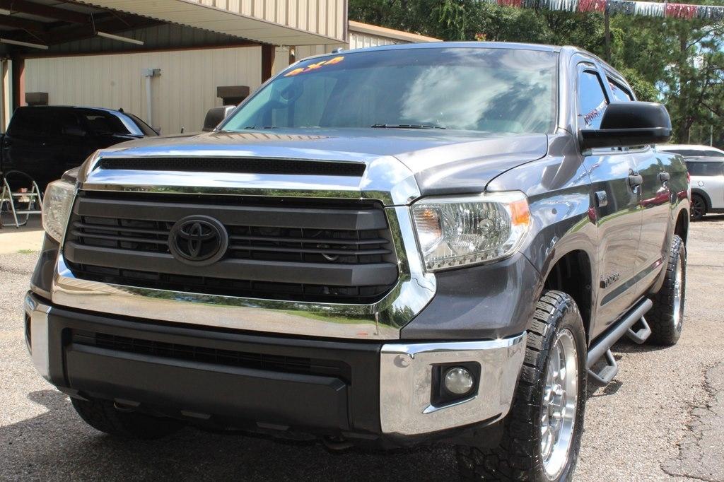 Toyota Tundra 4WD TRD Pro CrewMax 5.5' Bed 5.7L FFV (Natl) 2017