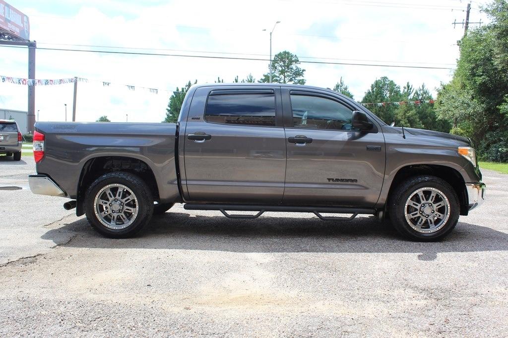 Toyota Tundra 4WD TRD Pro CrewMax 5.5' Bed 5.7L FFV (Natl) 2017