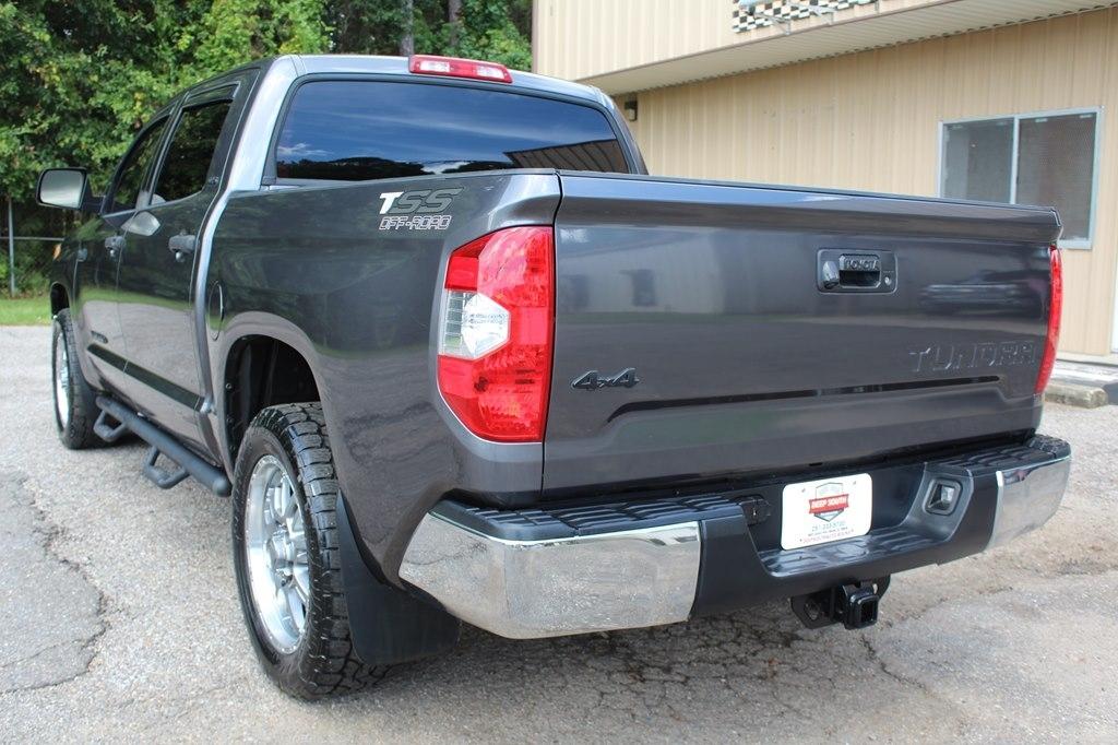 Toyota Tundra 4WD TRD Pro CrewMax 5.5' Bed 5.7L FFV (Natl) 2017