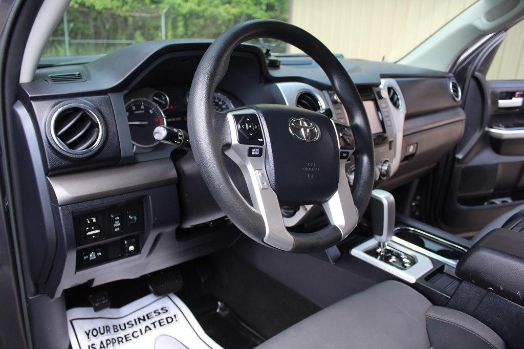 Toyota Tundra 4WD TRD Pro CrewMax 5.5' Bed 5.7L FFV (Natl) 2017