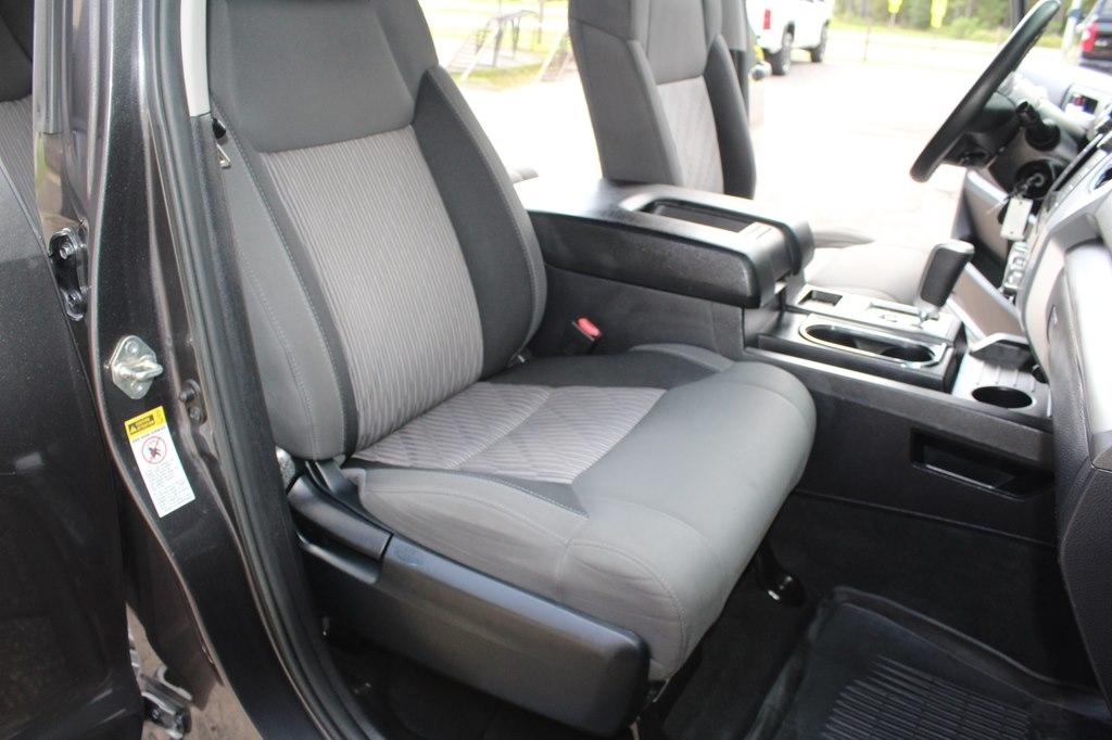 Toyota Tundra 4WD TRD Pro CrewMax 5.5' Bed 5.7L FFV (Natl) 2017