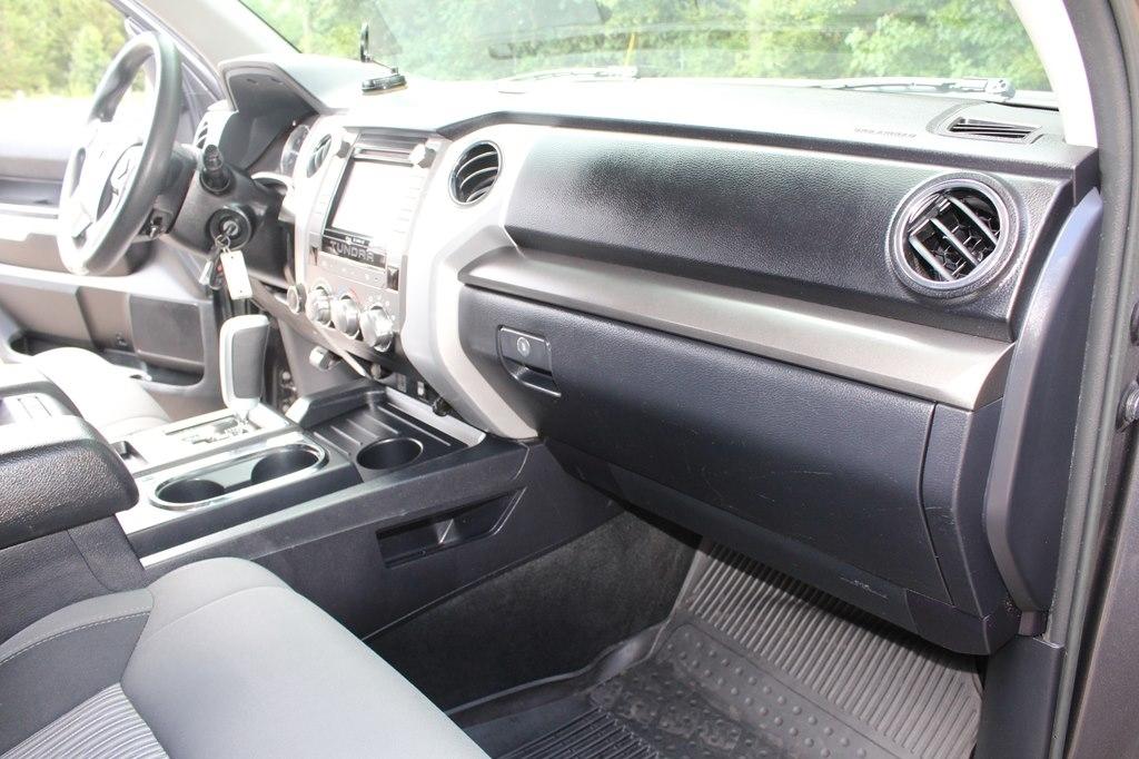 Toyota Tundra 4WD TRD Pro CrewMax 5.5' Bed 5.7L FFV (Natl) 2017