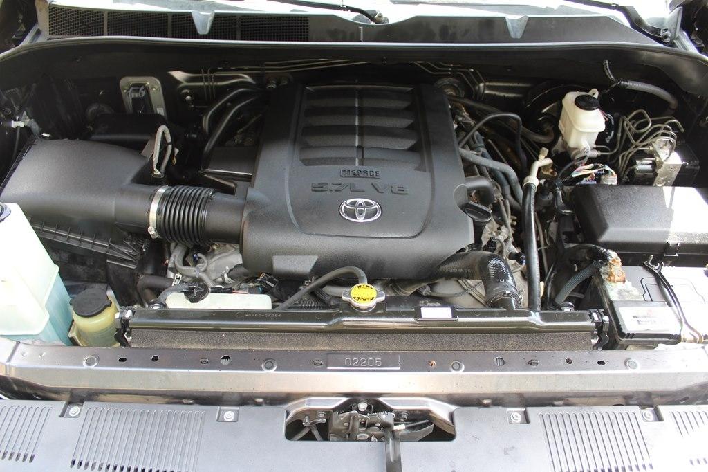 Toyota Tundra 4WD TRD Pro CrewMax 5.5' Bed 5.7L FFV (Natl) 2017