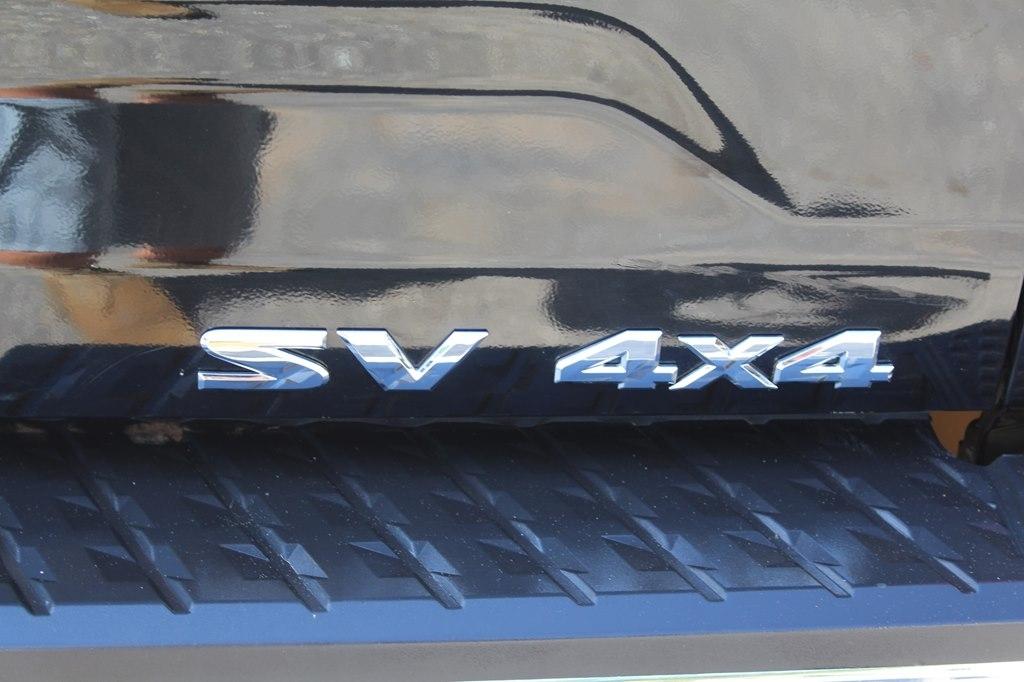 Nissan Titan 4x4 Crew Cab SV 2017