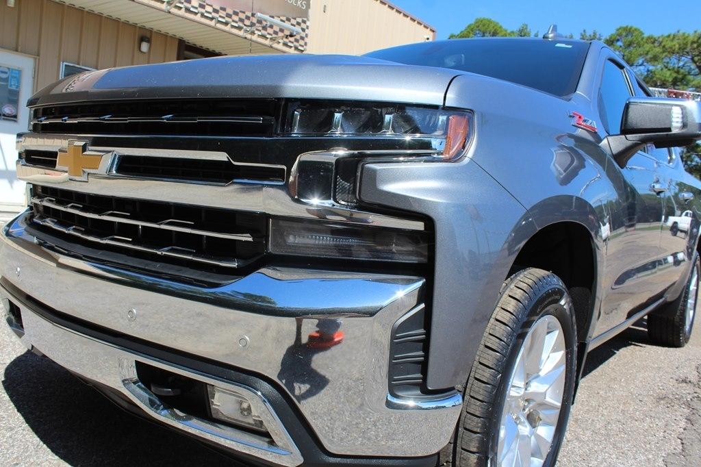 Chevrolet Silverado 1500 4WD Crew Cab 147" LTZ 2019