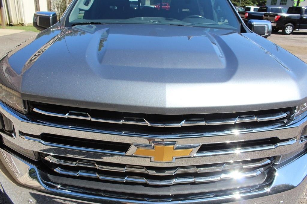 Chevrolet Silverado 1500 4WD Crew Cab 147" LTZ 2019