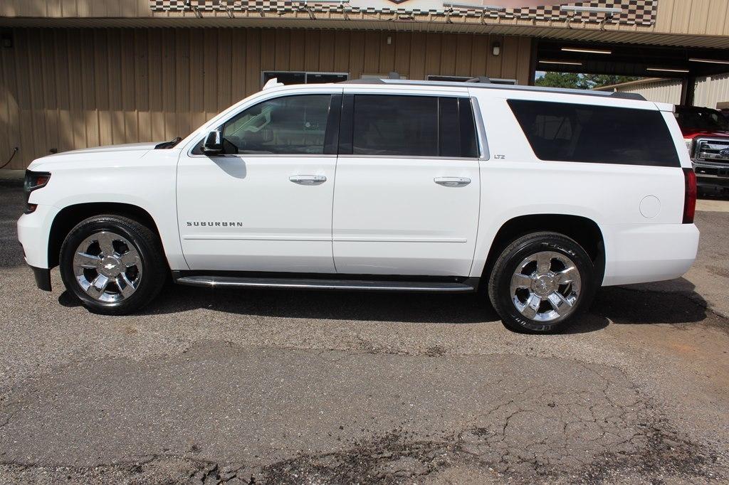 Chevrolet Suburban 4WD 4dr 1500 LTZ 2016