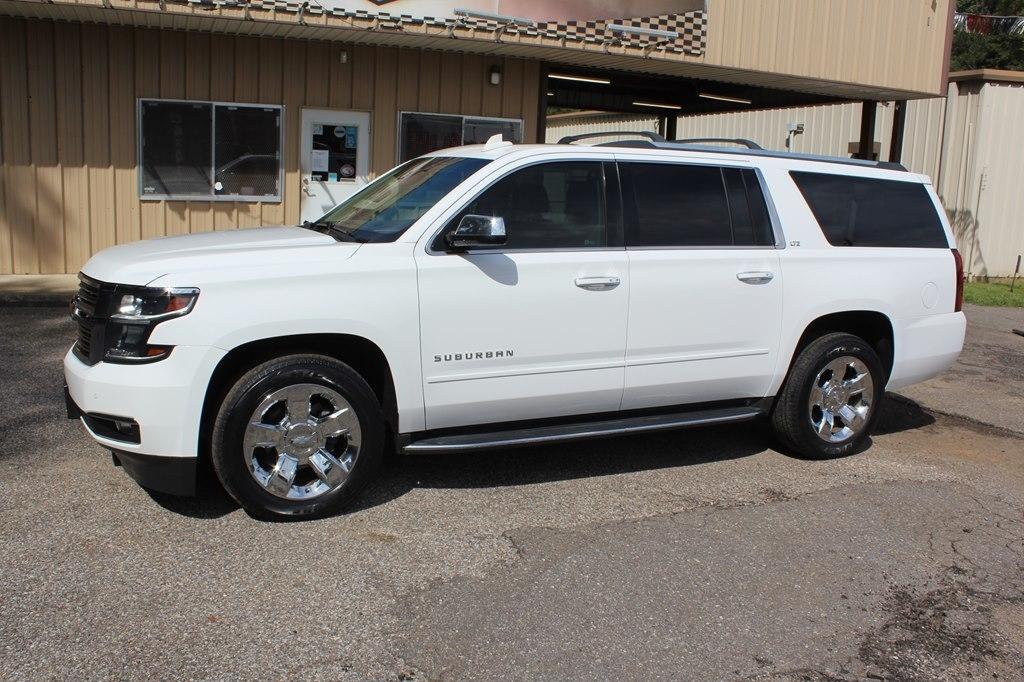 Chevrolet Suburban 4WD 4dr 1500 LTZ 2016