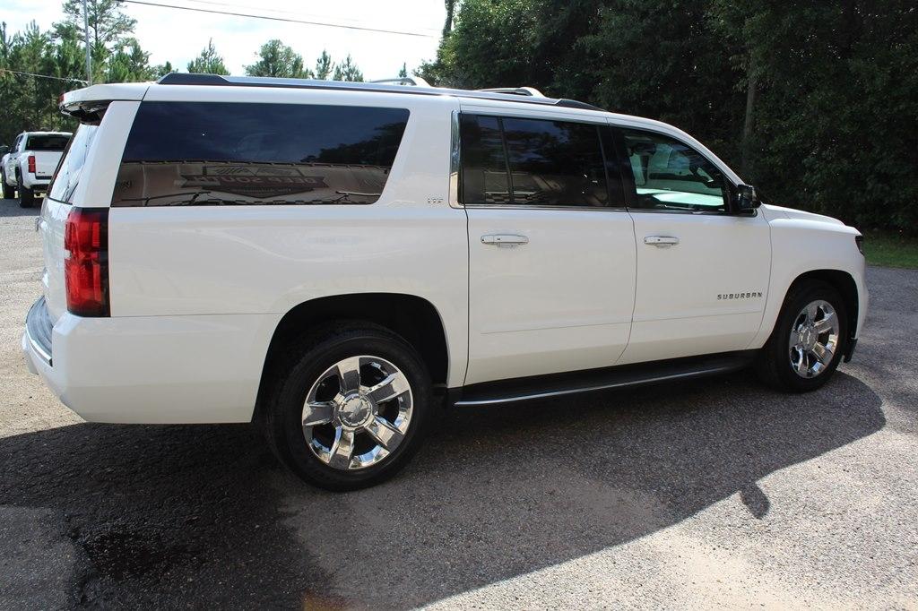 Chevrolet Suburban 4WD 4dr 1500 LTZ 2016