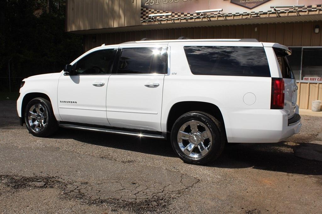 Chevrolet Suburban 4WD 4dr 1500 LTZ 2016