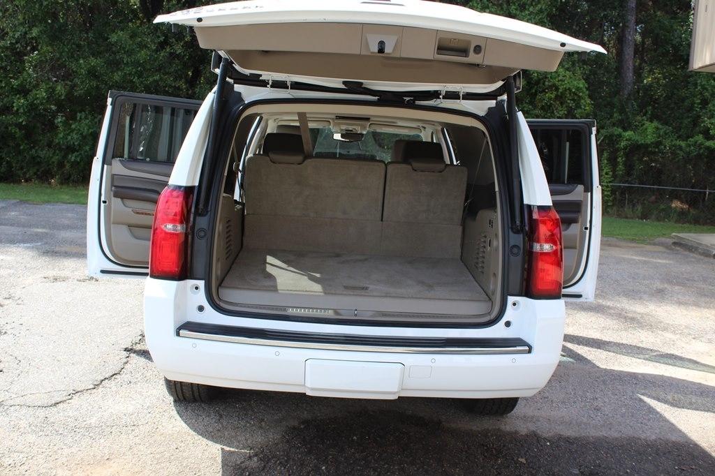 Chevrolet Suburban 4WD 4dr 1500 LTZ 2016