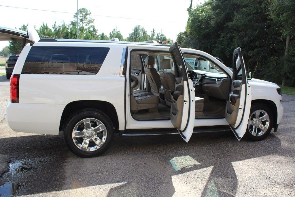 Chevrolet Suburban 4WD 4dr 1500 LTZ 2016