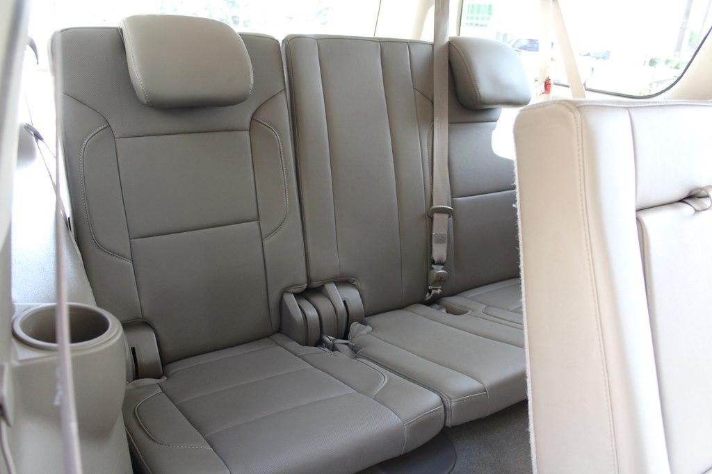 Chevrolet Suburban 4WD 4dr 1500 LTZ 2016
