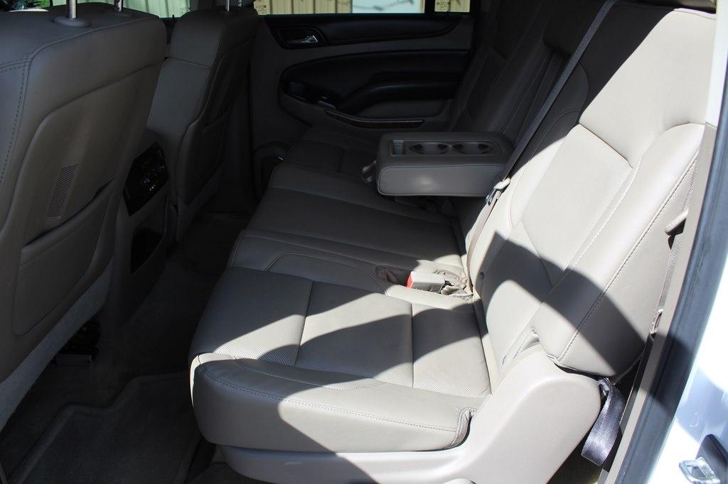 Chevrolet Suburban 4WD 4dr 1500 LTZ 2016