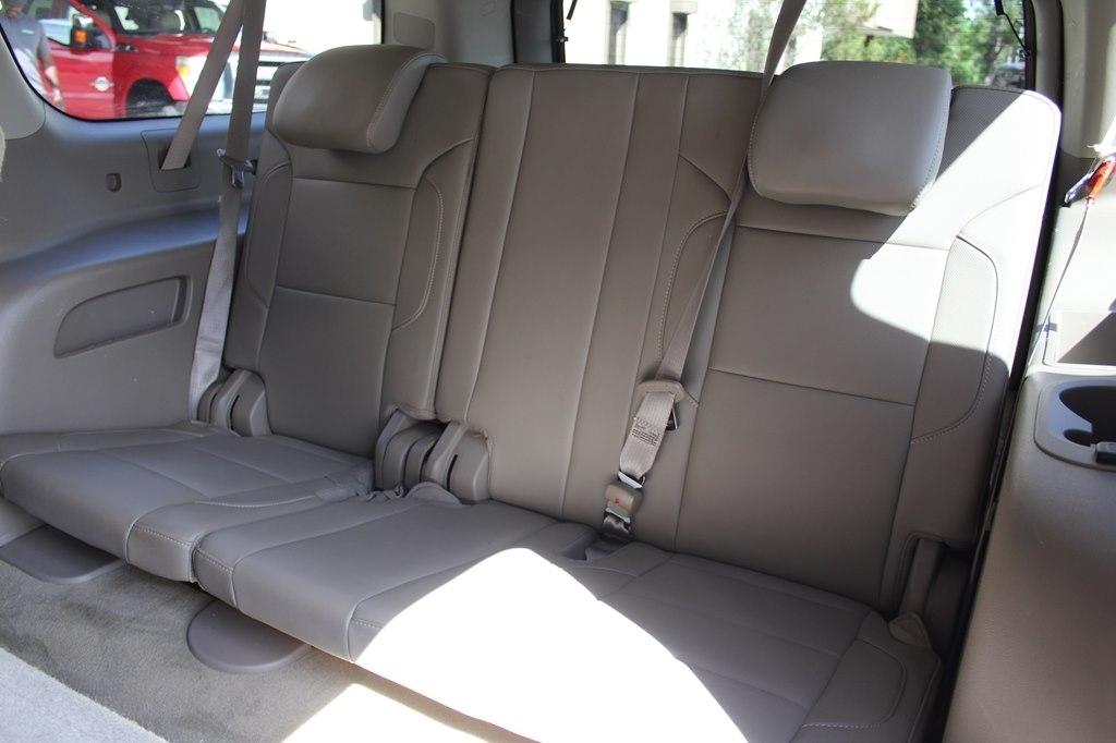 Chevrolet Suburban 4WD 4dr 1500 LTZ 2016