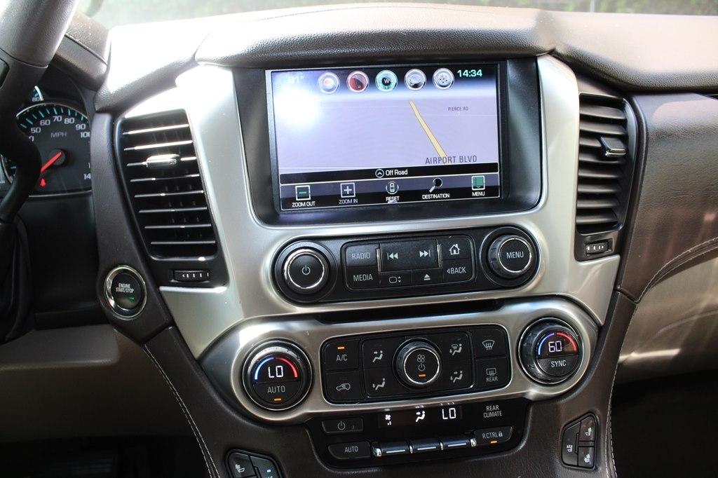 Chevrolet Suburban 4WD 4dr 1500 LTZ 2016