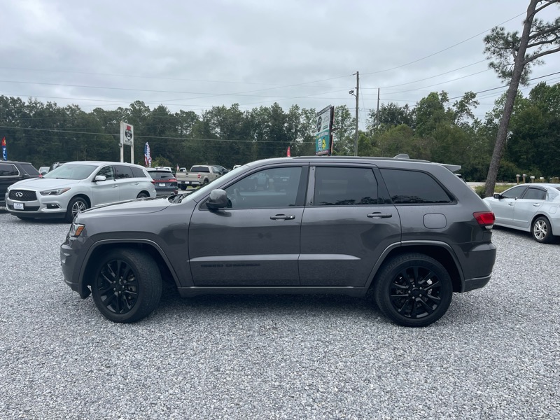 Jeep Grand Cherokee Laredo 2WD 2018 Jeep Grand Cherokee Laredo 2WD 2018