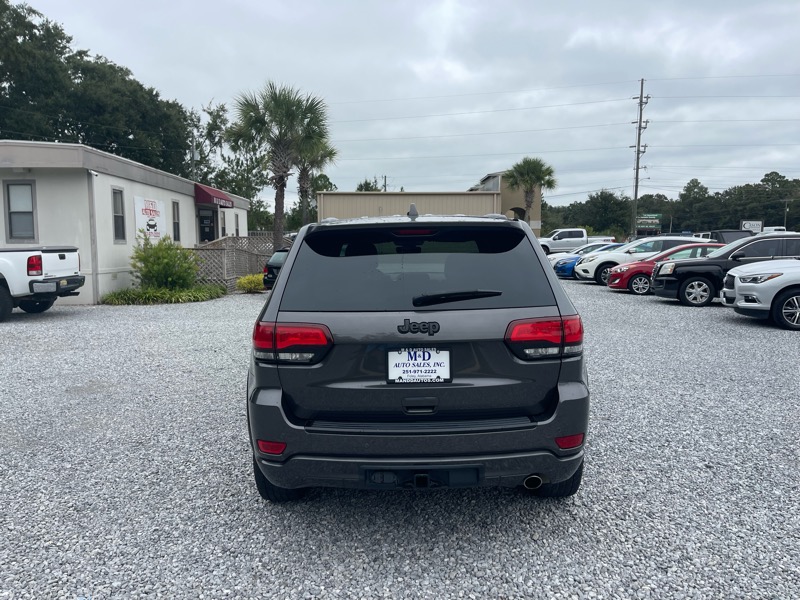 Jeep Grand Cherokee Laredo 2WD 2018 Jeep Grand Cherokee Laredo 2WD 2018