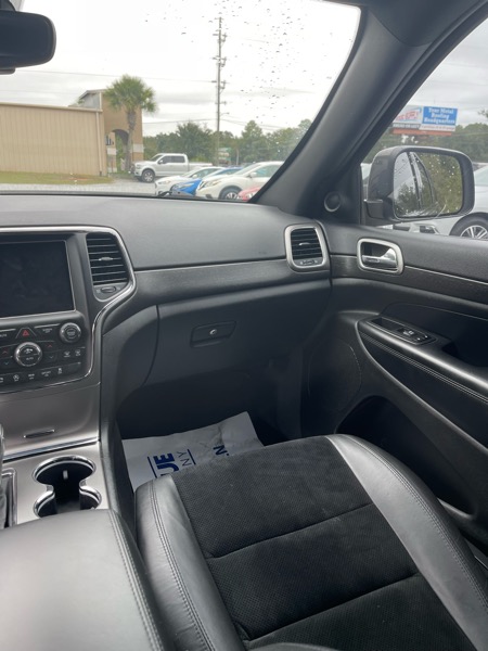 Jeep Grand Cherokee Laredo 2WD 2018 Jeep Grand Cherokee Laredo 2WD 2018