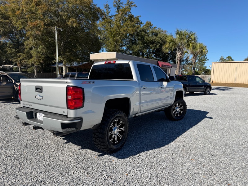 Chevrolet Silverado 1500 4WD Crew Cab 143.5" LT w/1LT 2017