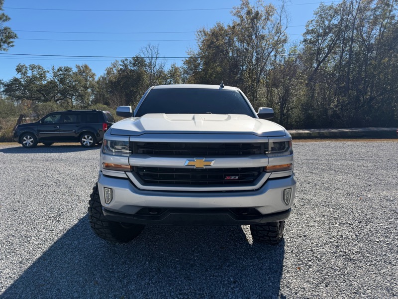 Chevrolet Silverado 1500 4WD Crew Cab 143.5" LT w/1LT 2017