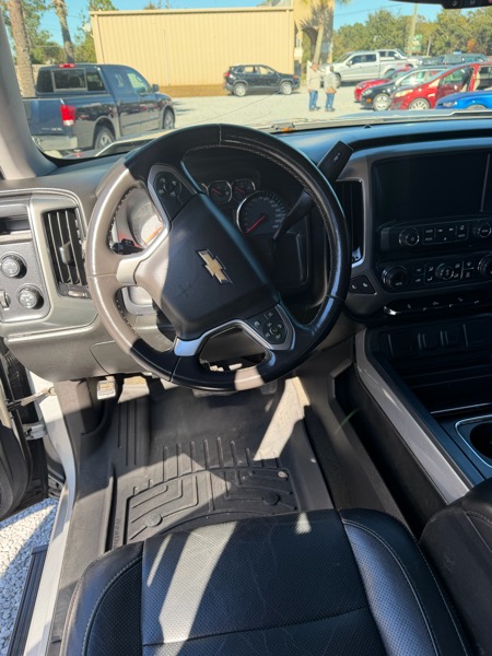 Chevrolet Silverado 1500 4WD Crew Cab 143.5" LT w/1LT 2017