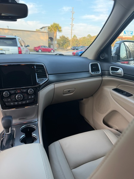 Jeep Grand Cherokee Limited 2WD 2019