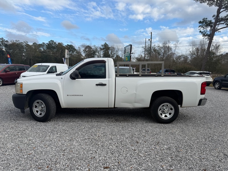 Chevrolet Silverado 1500 2WD Reg Cab 140" Work Truck 2011