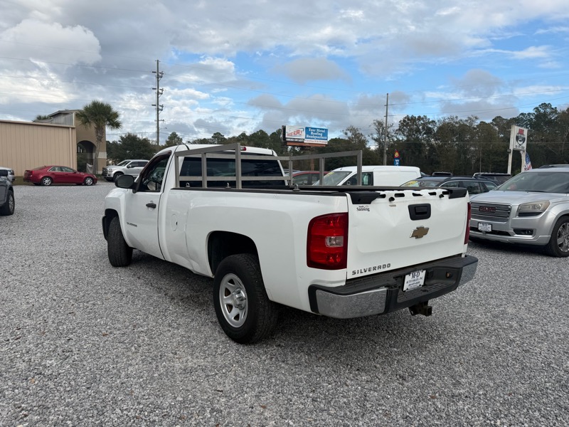 Chevrolet Silverado 1500 2WD Reg Cab 140" Work Truck 2011