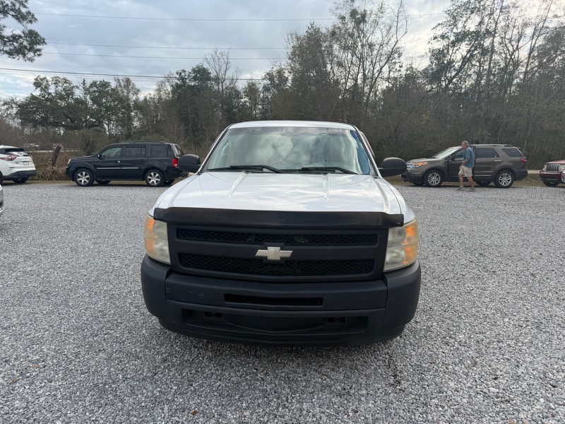 Chevrolet Silverado 1500 2WD Reg Cab 140" Work Truck 2011