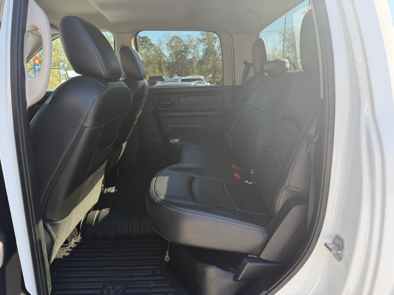RAM 2500 Tradesman Crew Cab SWB 4WD 2016