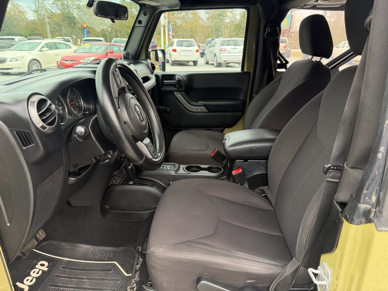 Jeep Wrangler Sport 4WD 2013