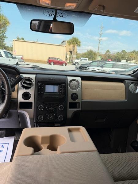 Ford F-150 2WD SuperCrew 145" XLT 2014