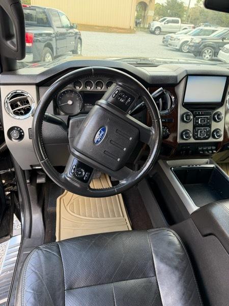 Ford F-250 SD Lariat Crew Cab Short Bed 4WD 2013