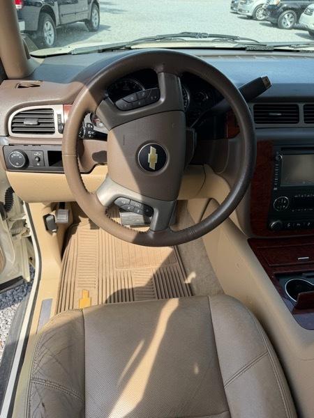 Chevrolet Suburban LTZ 1500 2WD 2013